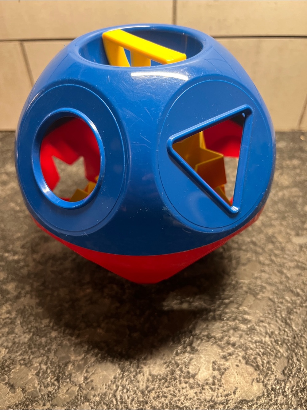 Tupperware Shape-O-Toy Sorter Ball Toy - Blue & Red. Vintage